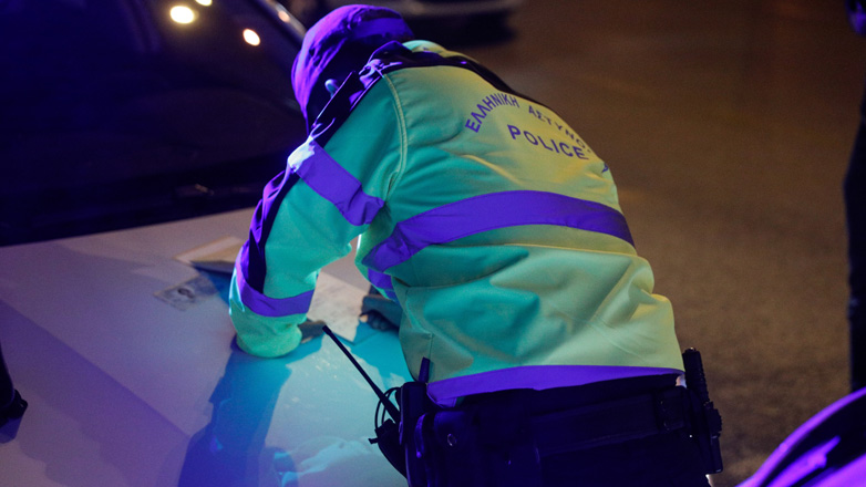 Θεσσαλονίκη: Κατέγραψε με το κινητό του αστυνομικό όταν πήγε να του «κόψει» κλήση