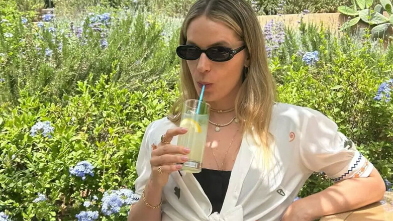 Ευγενία Νιάρχου: Μίνι απόδραση με φίλους στην Ελλάδα