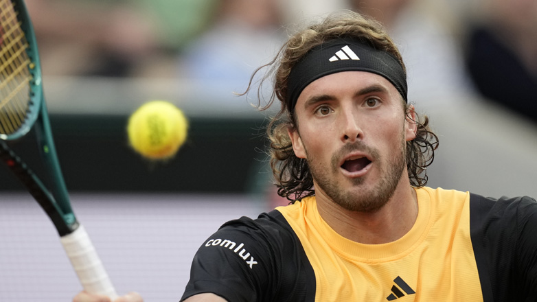 Στους «32» του Ρολάν Γκαρός ο Τσιτσιπάς, 3-1 σετ τον Αλτμάιερ