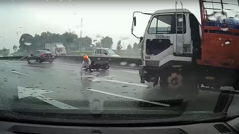 Γλύτωσε από του χάρου τα δόντια…