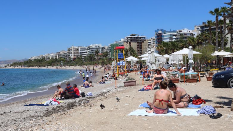 Διαφωνία μετεωρολόγων για τον «μίνι» καύσωνα – Τι λένε για το ενδεχόμενο των 40 βαθμών Κελσίου την επόμενη εβδομάδα