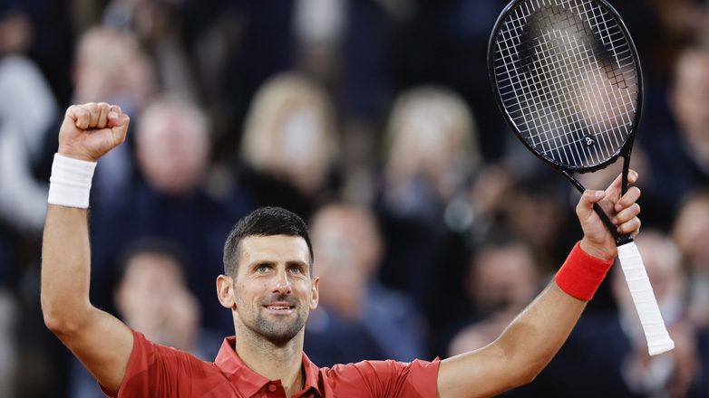 Τένις: Συνεχίζουν στο Ρολάν Γκαρός οι Τζόκοβιτς και Μεντβέντεφ