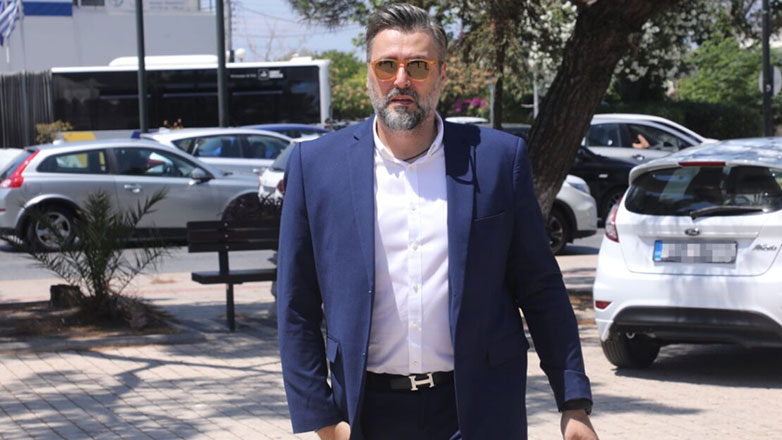 Γιάννης Καλλιάνος: Ραγίζει καρδιές το μήνυμά του για το μνημόσυνο του πατέρα του