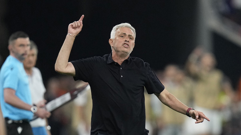 Μουρίνιο: «Αποφάσισα πως θέλω να πάω στη Φενέρ, δεν έχει κλείσει ακόμα το deal»