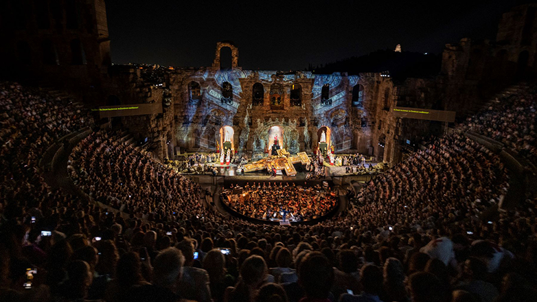 Θερμό χειροκρότημα για την «Τόσκα» στο κατάμεστο Ηρώδειο