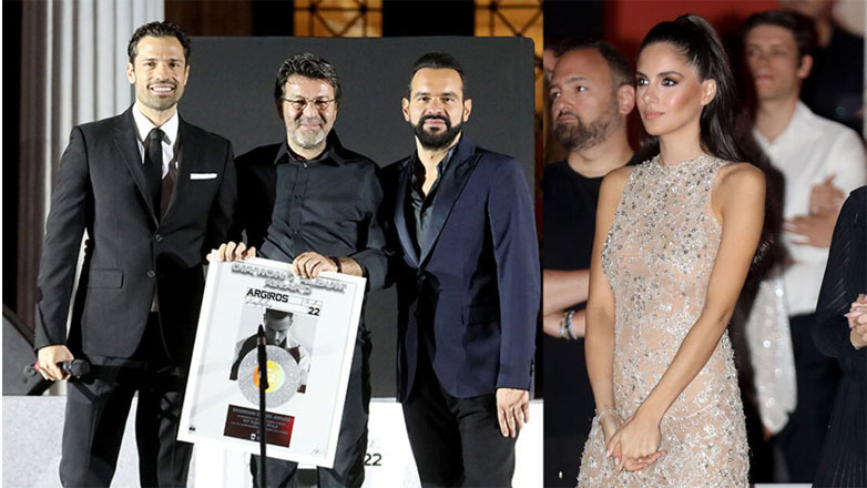 Κωνσταντίνος Αργυρός: Όσα έγιναν στην απονομή του διαμαντένιου άλμπουμ του – Στο πλευρό του η Αλεξάνδρα Νίκα