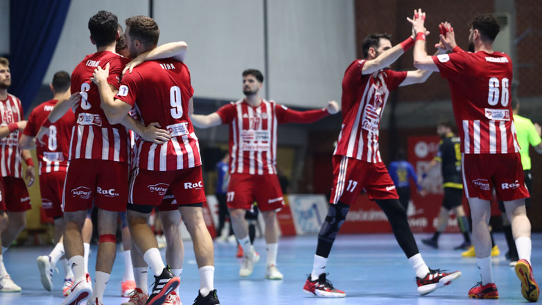 Χάντμπολ: Προβάδισμα τίτλου για τον Ολυμπιακό/Όμιλο Ξυνή, νίκησε 25-23 την ΑΕΚ