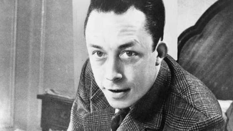 Αλμπέρ Καμύ: Ένα παράξενο χειρόγραφο του «Ξένου» βγαίνει σε δημοπρασία