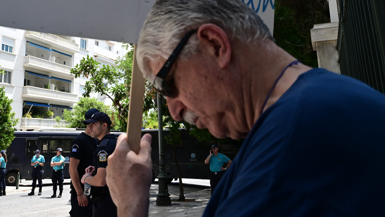 Συντάξεις χηρείας: Διαμαρτυρία συνταξιούχων για περικοπές έως 50%