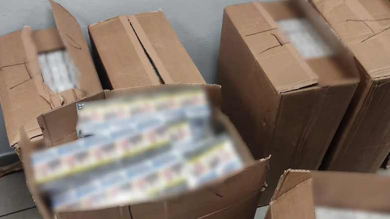 Μενίδι: Δύο συλλήψεις μετά από καταδίωξη για διακίνηση λαθραίων τσιγάρων