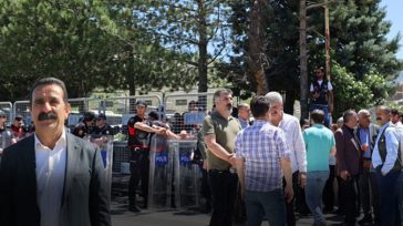 Τουρκία: Δήμαρχος του DEM καταδικάστηκε για διασυνδέσεις με το PKK