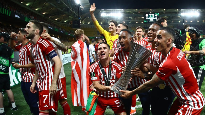 Ολυμπιακός: Σε όλη τη χώρα θα «ταξιδέψoυν» τα τρόπαια του Conference League και του Youth League         