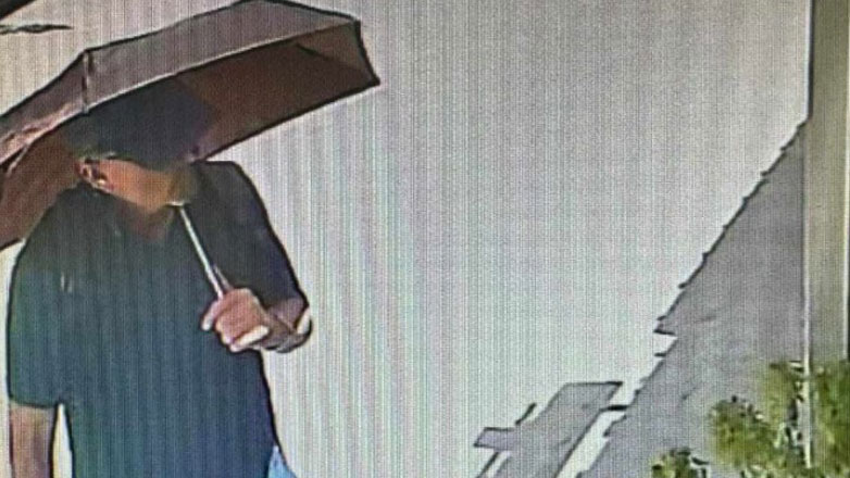 Συνεχίζεται το θρίλερ με τον αγνοούμενο Βρετανό παρουσιαστή στη Σύμη