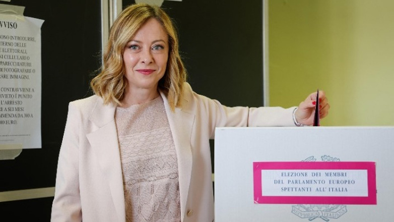 Ευρωεκλογές: Στη Ρώμη ψήφισε η Μελόνι