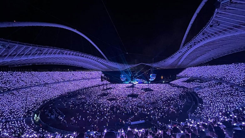 Η φαντασμαγορική συναυλία των Coldplay στο ΟΑΚΑ