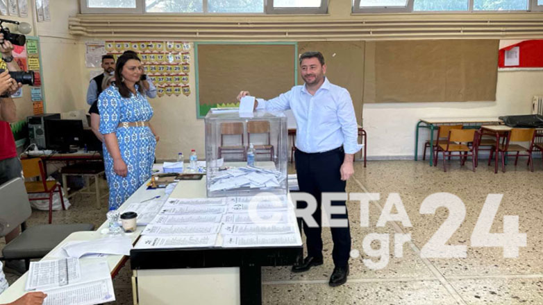 Στο Ηράκλειο ψήφισε ο Νίκος Ανδρουλάκης Στο Ηράκλειο ψήφισε ο Νίκος Ανδρουλάκης