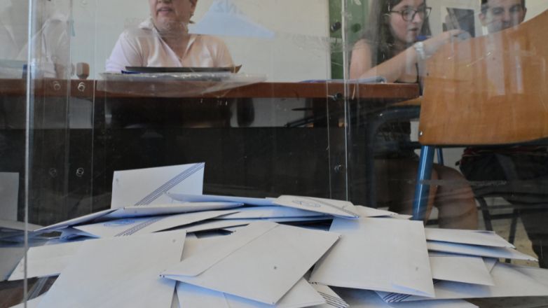 Οι έδρες που βγάζουν τα κόμματα σύμφωνα με τα Exit poll