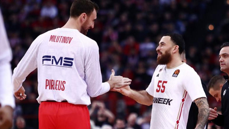 «Πλησιάζει στον Ολυμπιακό ο Μάικ Τζέιμς»