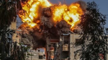 Βομβαρδισμός του Ισραήλ σε τζαμί στη Λωρίδα της Γάζας – 18 νεκροί