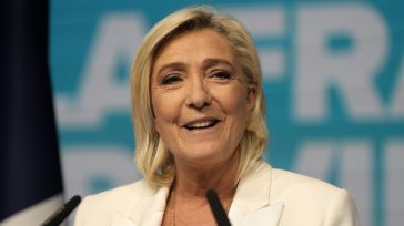 Πώς η Γαλλία έπεσε στην Ακροδεξιά