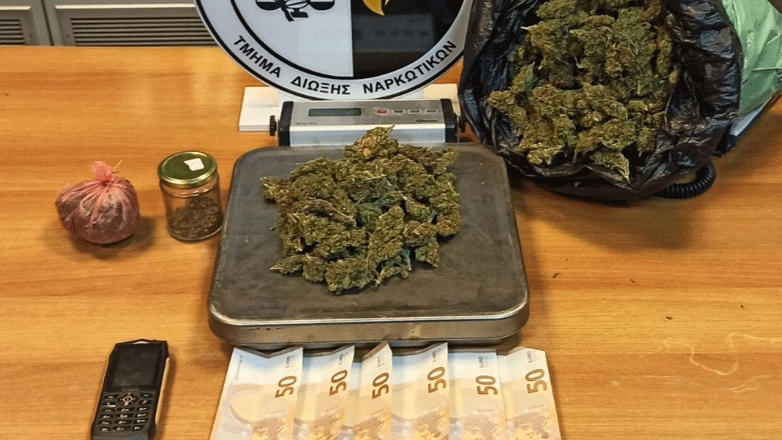 Ηράκλειο: Πάνω από 1,2 κιλά κάνναβης έκρυβε στο σπίτι του