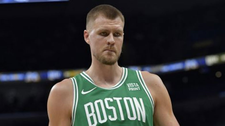 ΝΒΑ: Αμφίβολη η συμμετοχή του Πορζίνγκις στο Game 3 των τελικών