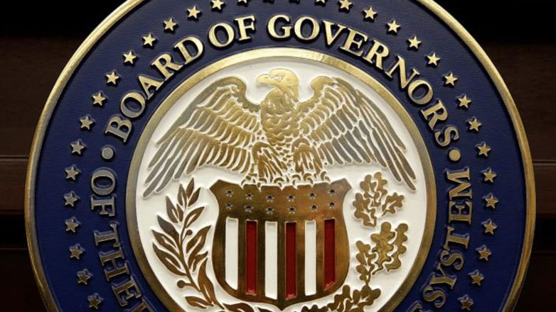 Fed: Αμετάβλητα διατήρησε ξανά τα αμερικανικά επιτόκια