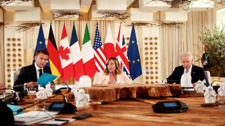 Μακρόν: Οι αλλαγές στις πολιτικές ισορροπίες στην Ευρώπη είναι σχετικά περιορισμένες