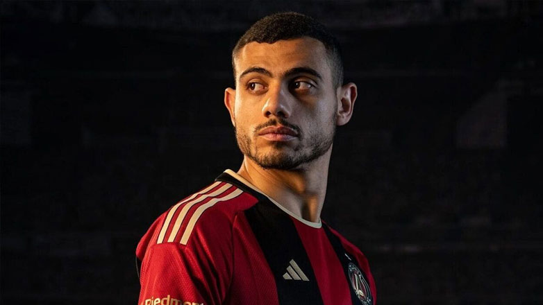 Στο Μεξικό για να υπογράψει στην Κρουζ Αζούλ ο Γιακουμάκης