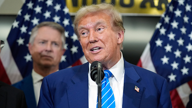 Ένσταση του Ντόναλντ Τραμπ στην Κάμαλα Χάρις