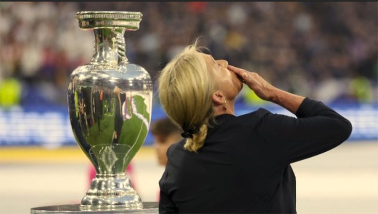 EURO 2024: Φόρος τιμής στον Φραντς Μπεκενμπάουερ στην τελετή έναρξης EURO 2024: Φόρος τιμής στον Φραντς Μπεκενμπάουερ στην τελετή έναρξης