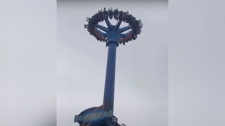 Θρίλερ σε λούνα παρκ στο Όρεγκον: Δεκάδες άνθρωποι κρέμονταν ανάποδα για μισή ώρα