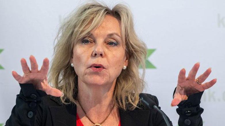 Η υφυπουργός Παιδείας της Γερμανίας Ντέρινγκ υποχρεώθηκε σε παραίτηση