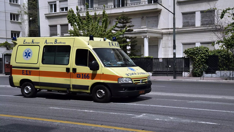 Τροχαίο στην Εύβοια με ασθενοφόρο που μετέφερε ασθενή