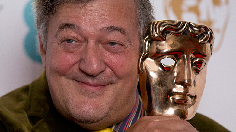 Στίβεν Φράι για Γλυπτά Παρθενώνα: Όπως οι Ναζί με την Αψίδα του Θριάμβου