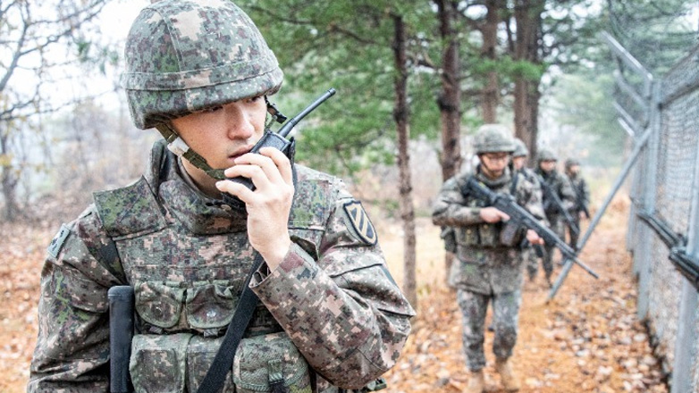 Στρατιώτες της Βόρειας Κορέας πέρασαν τα σύνορα με τη Νότια Κορέα