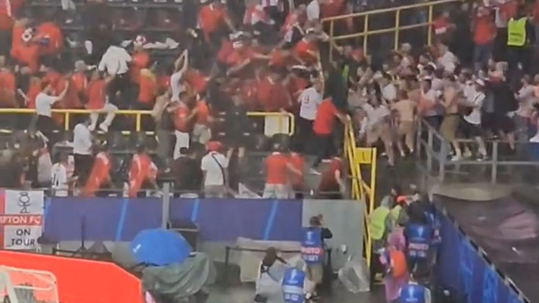 Euro 2024: Επεισόδια μέσα στο «Dortmund BVB Stadion» πριν το Τουρκία-Γεωργία