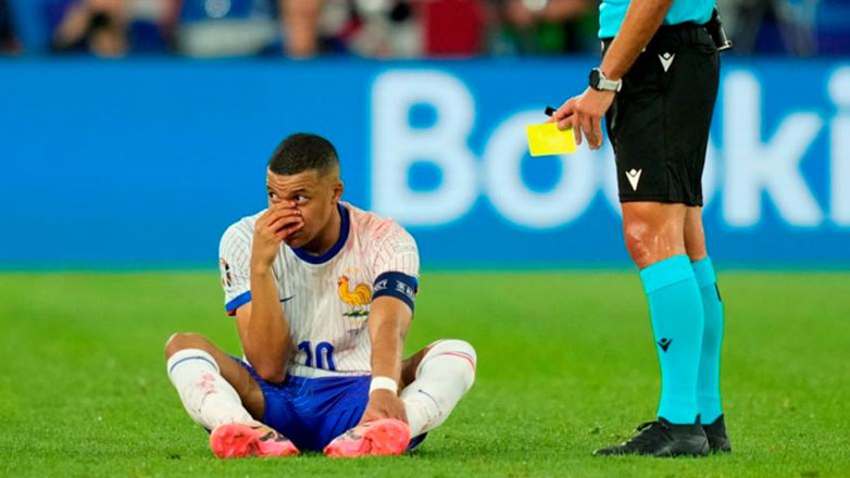 Ο διάλογος του Εμπαπέ με τον Ντουπόν: «Έχεις καμιά ιδέα για μάσκα;»