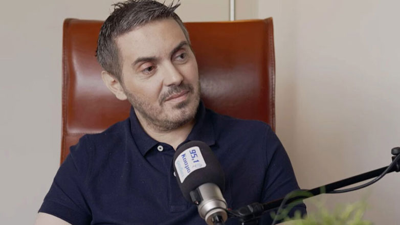 Μιχάλης Χατζηγιάννης: Απαντά στις φήμες ότι «έχασε τη φωνή» του