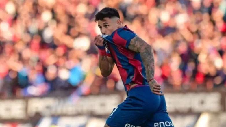 Κινείται για τον Άνταμ Μπαρέιρο η ΑΕΚ