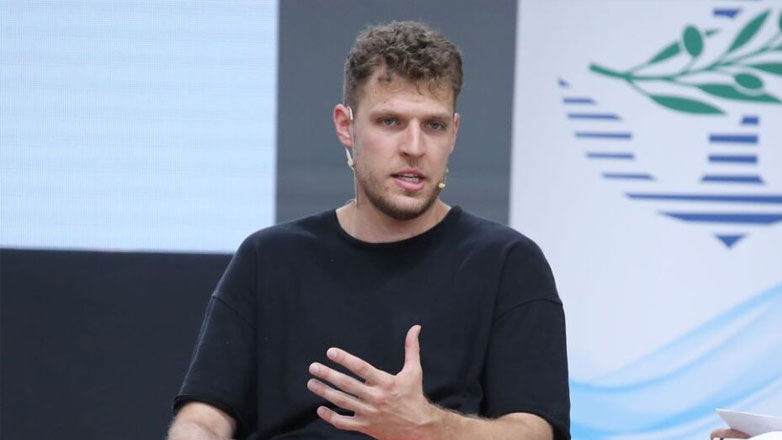 Βεζένκοφ: «Οι προπονητές πρέπει να είναι ειλικρινείς με τους παίκτες τους»