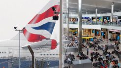 Ακυρώθηκαν όλες οι πτήσεις από δύο τερματικούς σταθμούς στο αεροδρόμιο του Μάντσεστερ