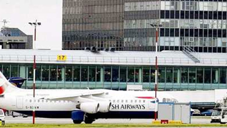 Επανέρχεται σταδιακά η λειτουργία στο αεροδρόμιο του Μάντσεστερ έπειτα από τη διακοπή ρεύματος