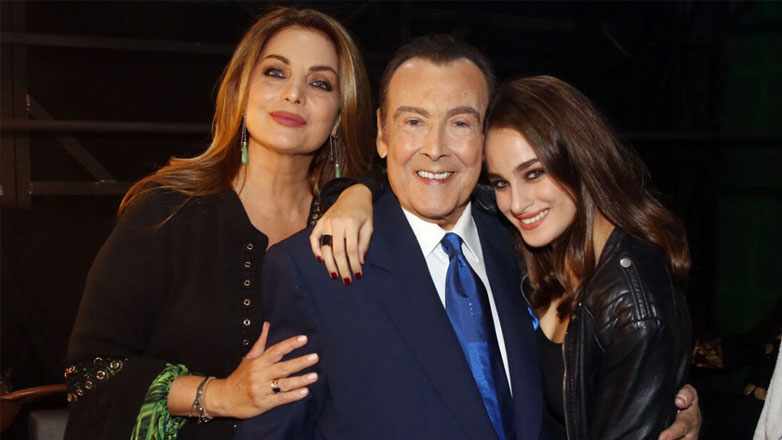 Η Άντζελα Γκερέκου μιλά για την παραίτησή της από τη θέση της υφυπουργού Πολιτισμού μετά από δημοσιεύματα για οφειλές του Τόλη Βοσκόπουλου