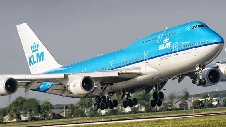 Boeing 777 της KLM επέστρεψε στο Αμστερνταμ έπειτα από τεχνικό πρόβλημα