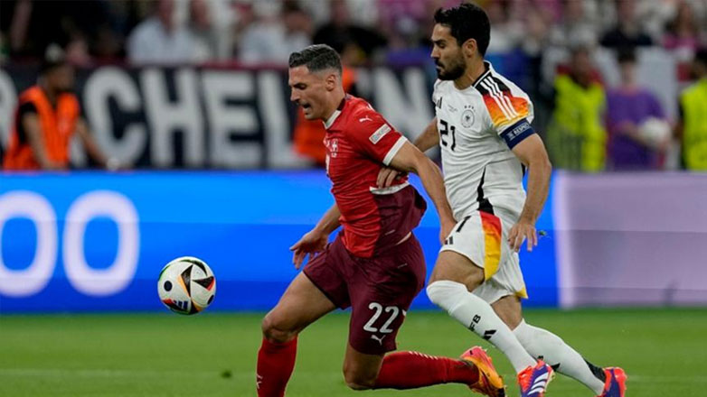 Πρώτη η Γερμανία, 1-1 με την Ελβετία