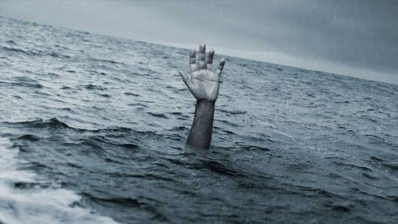 Δύο θάνατοι 75χρονων λουόμενων στον Μαραθώνα και στα Χανιά