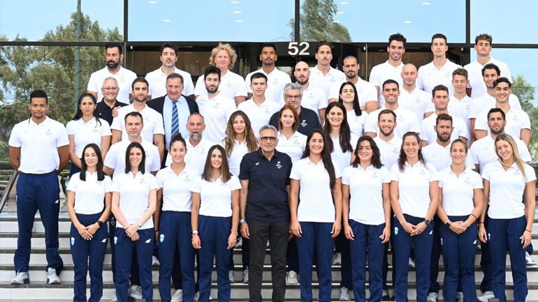 Η επίσημη φωτογράφιση της Ελληνικής Ολυμπιακής Ομάδας