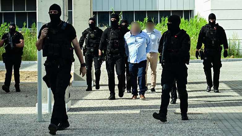 Διακόπηκε η δίκη για τη δολοφονία του Γιώργου Καραϊβάζ