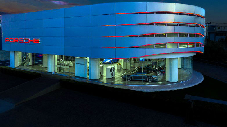 Porsche Center Athens: Κάναμε tour στις εγκαταστάσεις και γνωρίσαμε από κοντά τις νέες Panamera και Taycan (Βίντεο)